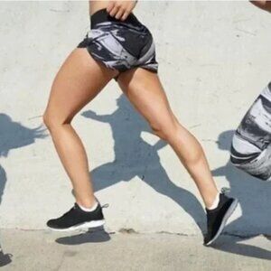 Lululemon Speed Short Marbled Mix Speed Short White Black